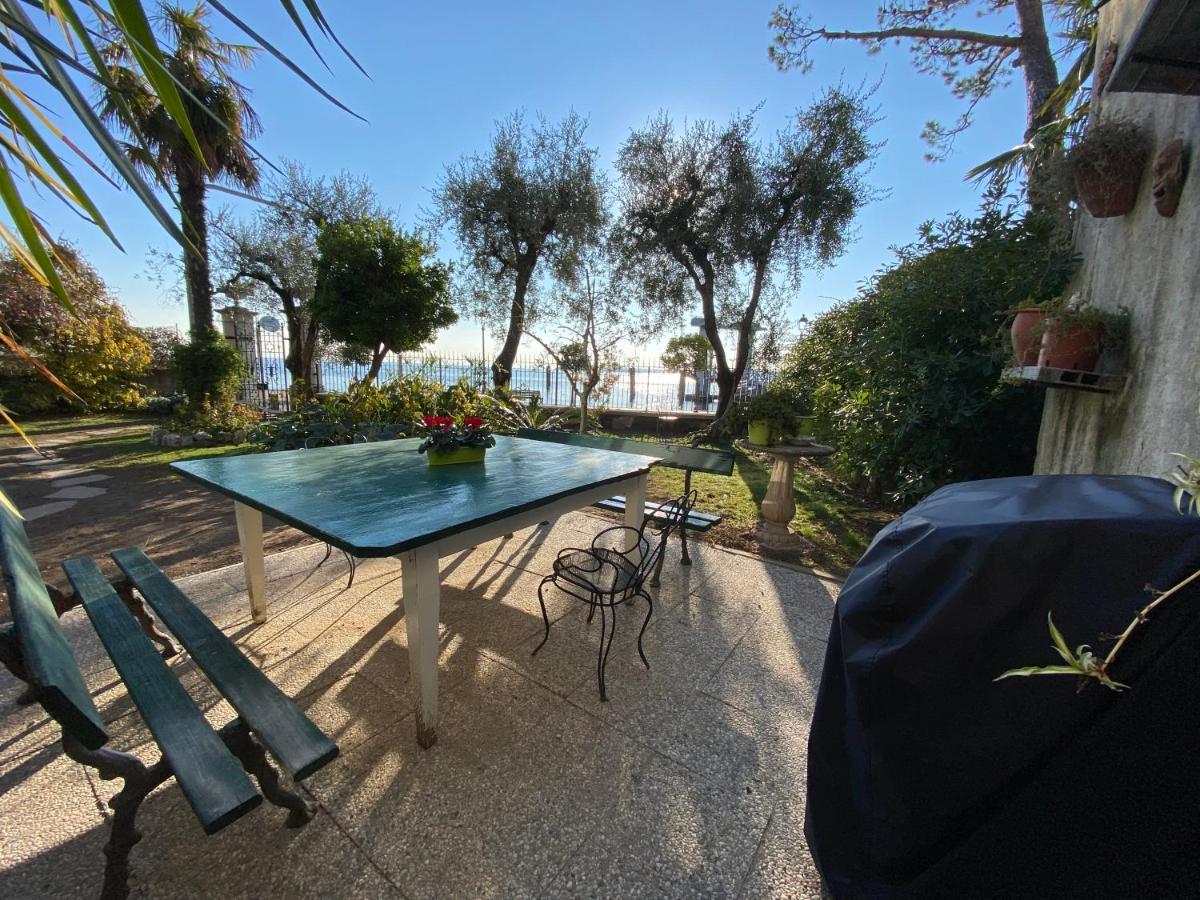 Casa Vacanze Gabbianella Villa Con Giardino Lungolago Maderno Toscolano Maderno Ngoại thất bức ảnh