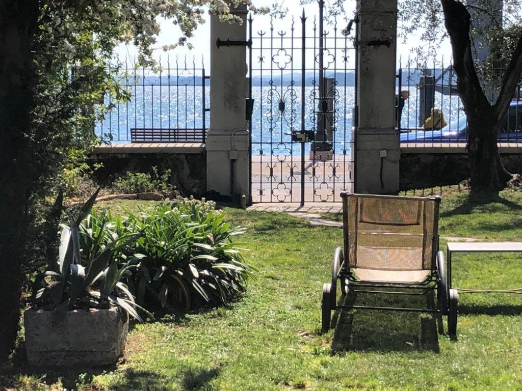 Casa Vacanze Gabbianella Villa Con Giardino Lungolago Maderno Toscolano Maderno Ngoại thất bức ảnh